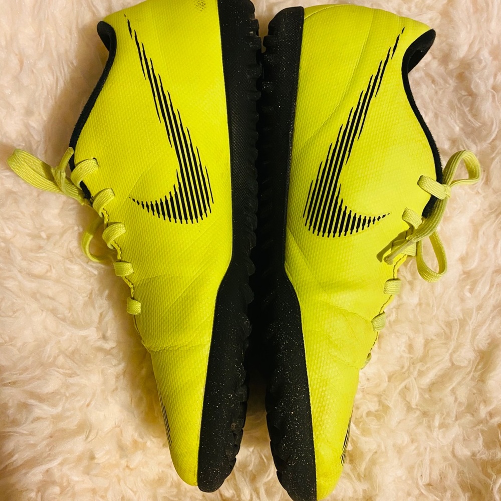 ❌Nike/Mercurial indoor soccer shoes❌
